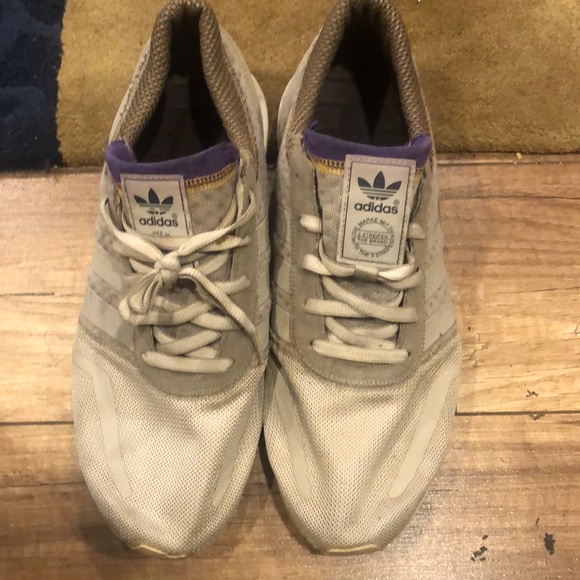 Adidas continental Los Angelo’s - Picture 2 of 4